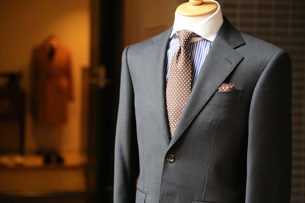 tailored suit-bfeb719553e24a4ea59bf39a9b045a0b.jpg garnitur męski